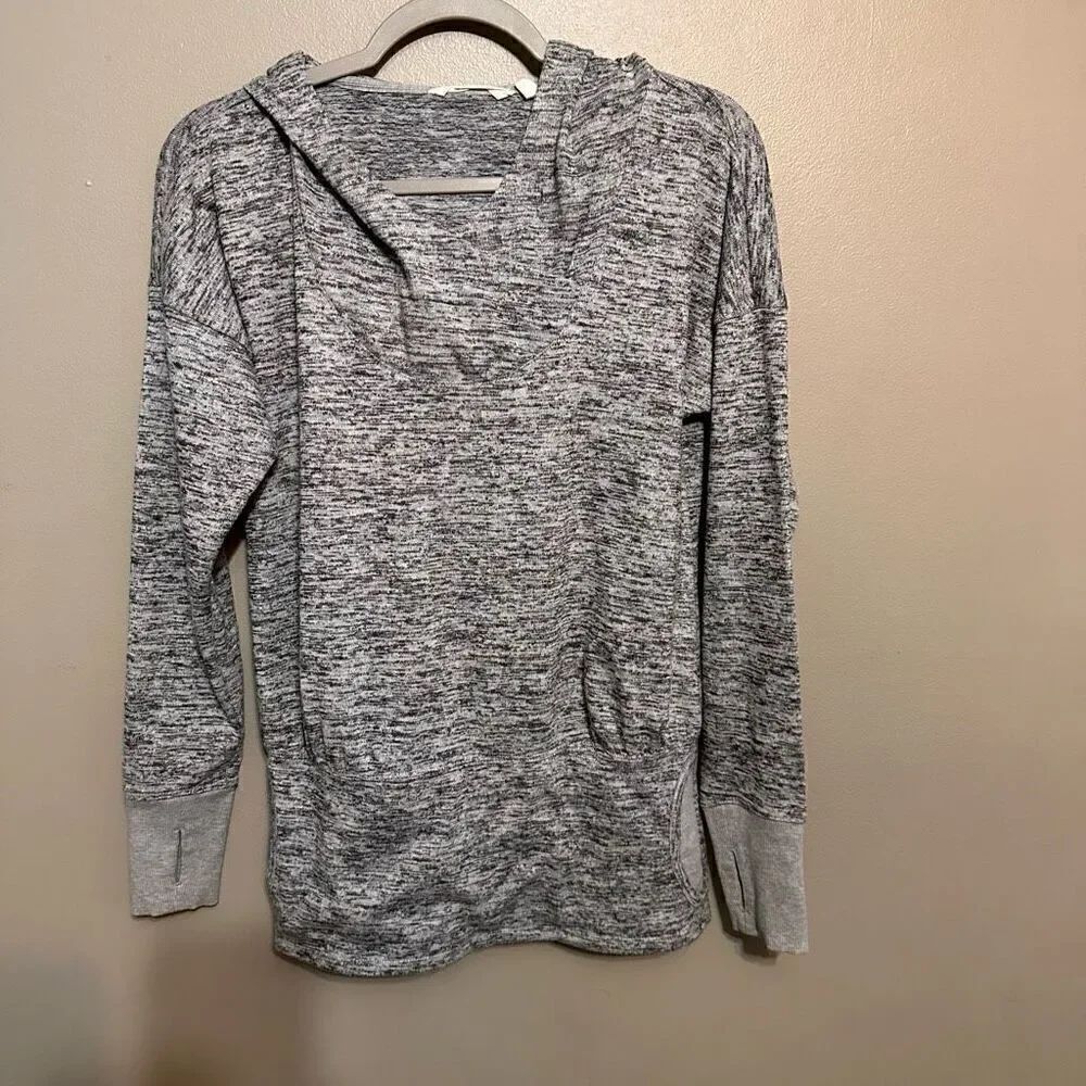 Athleta oversized gray pullover batwing hoodie size XS